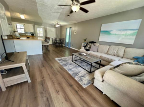 SeaGlass Cottage T18-5min walk to beach!